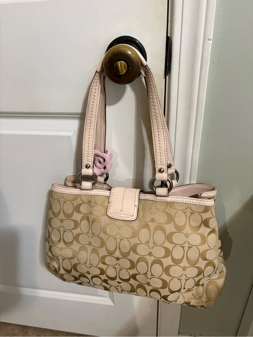 Coach shoulder bag